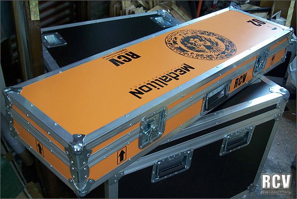 Heavy-duty road and flight cases